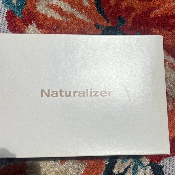 Naturalized Women’s 8M Brown Leather Shoes Boots Zip with heel stitch in time - Picture 12 of 13